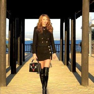 ZARA HIGH-WAISTED TWEED Mini Skirt Black Metal Gold Button SIZE L